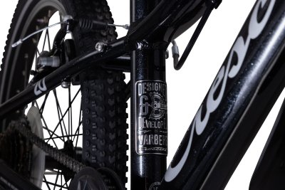 Zoom bild av Crescent Grim 8-vxl svart 20 tum MTB junior