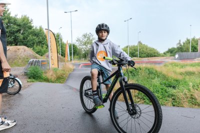 Zoom bild av Crescent Njord 24 7-vxl blå